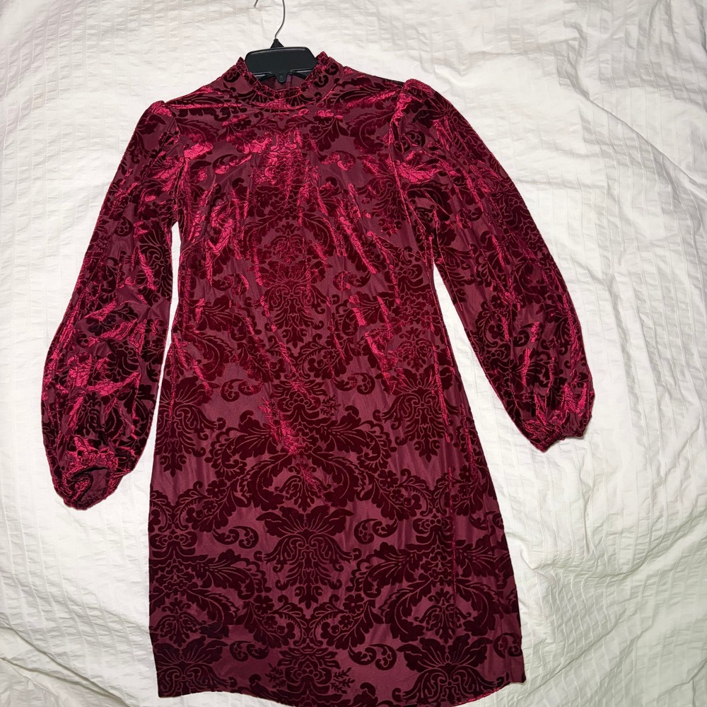 Vince Camuto Dress Womens 6 Burgundy Burnout Velvet Damask Mock Neck Mini Shift - Picture 4 of 6
